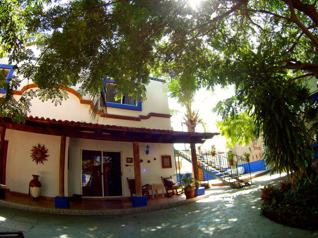 Hacienda Paraiso De La Paz Bed & Breakfast Exterior photo
