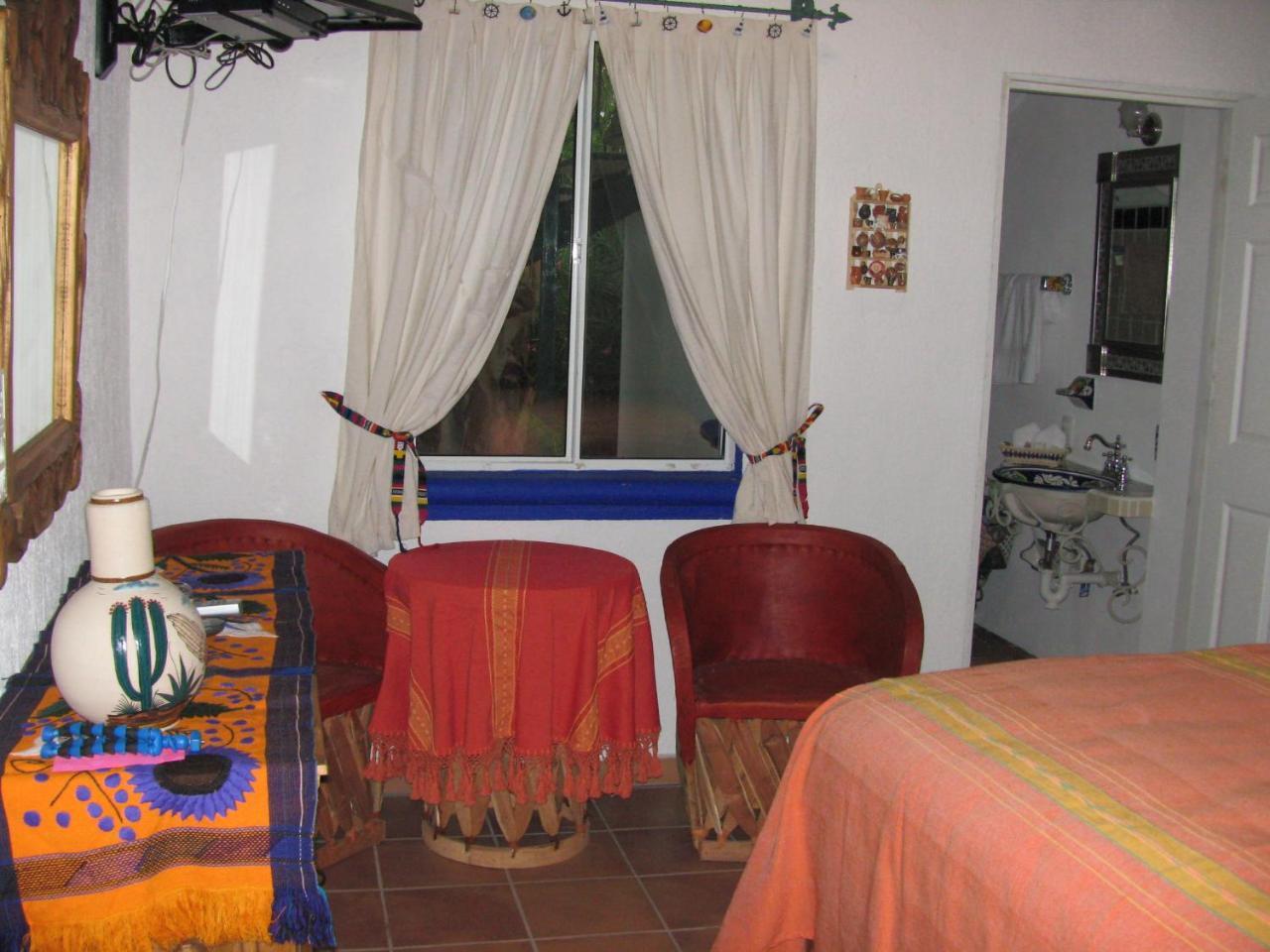 Hacienda Paraiso De La Paz Bed & Breakfast Exterior photo